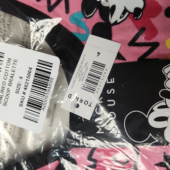 ❤️NWT VINTAGE TORRI DISNEY MICKEY MOUSE PRINT BRALETTE SCOOP SPORT BRA WIRELESS - Picture 8 of 14